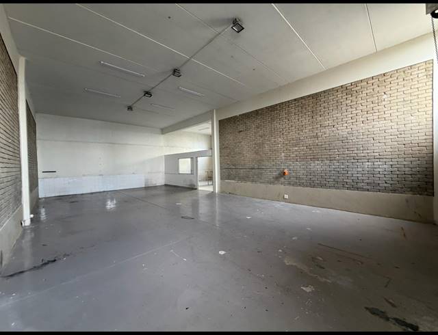 375M² WAREHOUSE TO LET IN HALFWAY HOUSE
